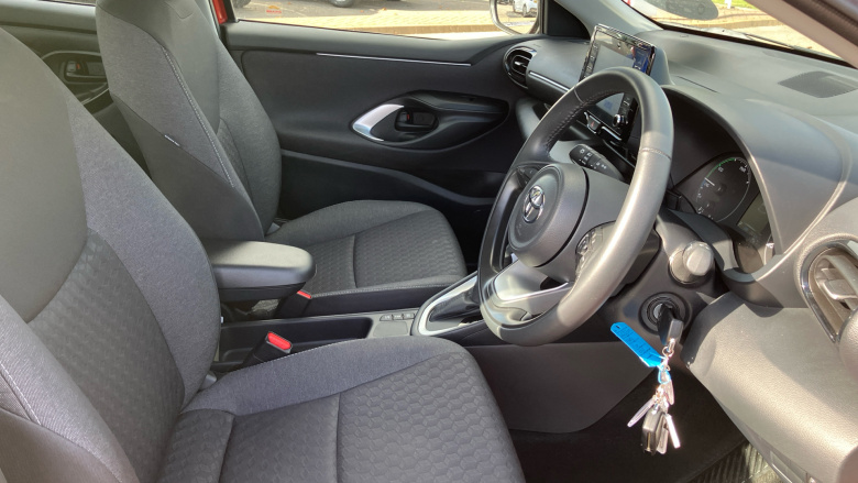 Toyota Yaris 1.5 Hybrid Icon 5dr CVT Hybrid Hatchback